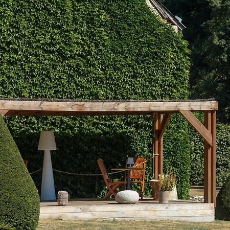 Domaine De La Limetiere Hotel Neuvy-le-Roi Ngoại thất bức ảnh