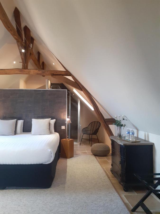 Domaine De La Limetiere Hotel Neuvy-le-Roi Ngoại thất bức ảnh